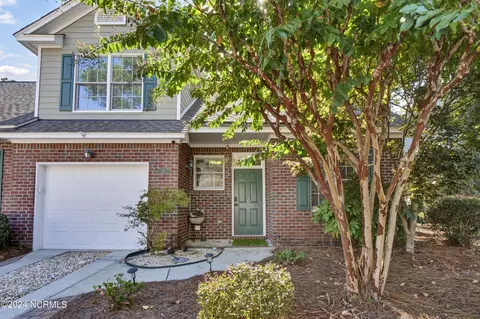 233 Racine Dr #91, Wilmington, NC 28403