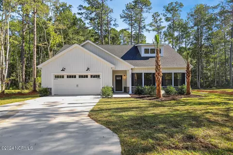 702 Boundary Loop Rd NW, Calabash, NC 28467