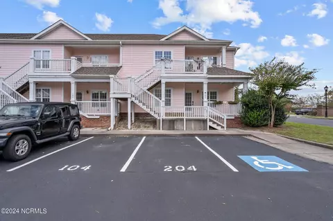 2302 Wrightsville Ave #104, Wilmington, NC 28403