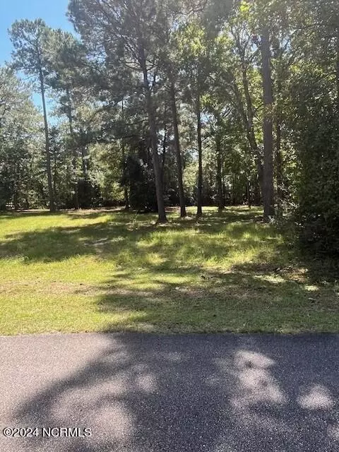 762 Loblolly Dr SW, Shallotte, NC 28470