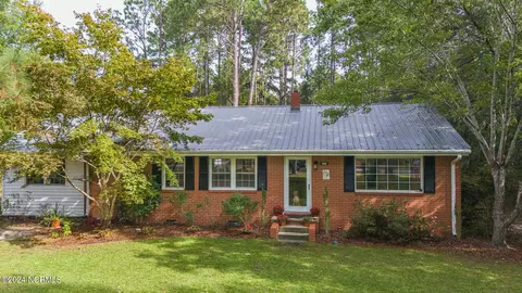 350 E Chicago Ave, Pinebluff, NC 28373
