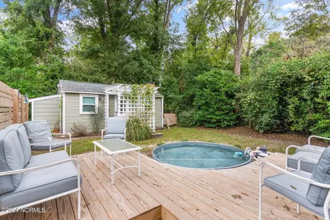 Exterior - 12 N 23rd St, Wilmington, NC 28405 photo 5 of 13
