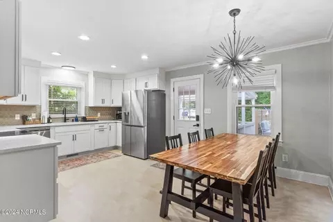 Dining - 12 N 23rd St, Wilmington, NC 28405 photo 2 of 3