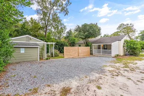 Exterior - 12 N 23rd St, Wilmington, NC 28405 photo 9 of 13