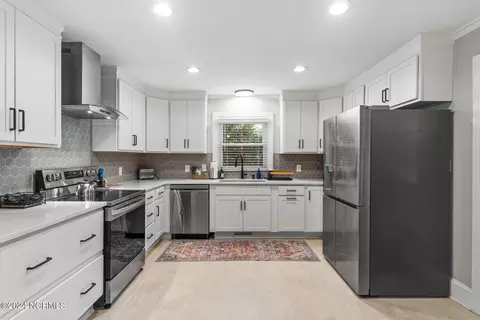 Kitchen - 12 N 23rd St, Wilmington, NC 28405 photo 1 of 3