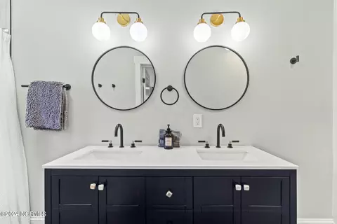 Bath - 12 N 23rd St, Wilmington, NC 28405 photo 1 of 4
