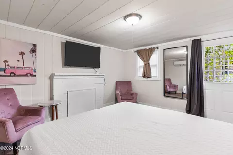 Bedroom - 12 N 23rd St, Wilmington, NC 28405 photo 14 of 14