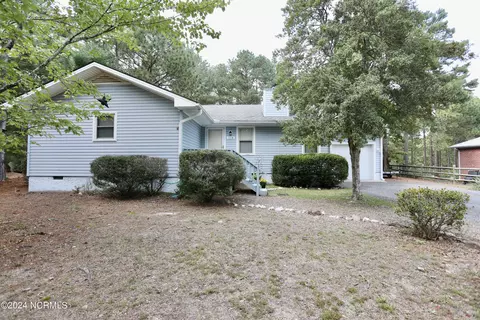 114 Sandy Ridge Rd, West End, NC 27376