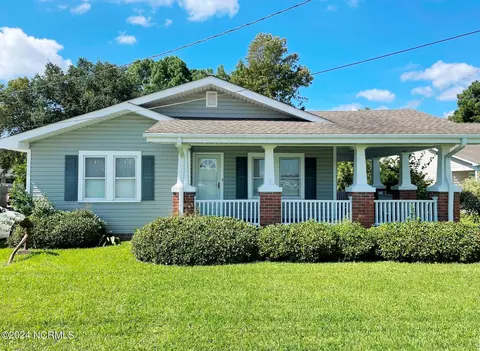 211 Highway 101, Beaufort, NC 28516