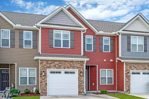 1807 Fox Den Way #2, Greenville, NC 27858