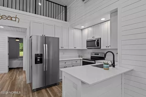 Kitchen - 124 Long Pond Loop, Swansboro, NC 28584 photo 1 of 6