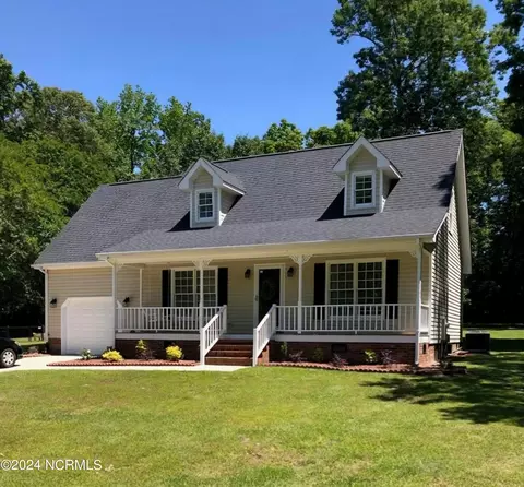 102 Mcduffie Pl, Goldsboro, NC 27530