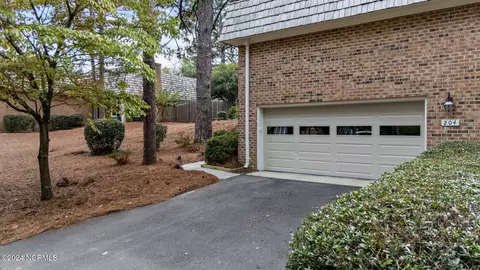 Undisclosed, Pinehurst, NC 28374 photo 10
