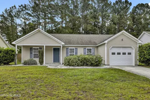 121 Belvedere Dr, Holly Ridge, NC 28445
