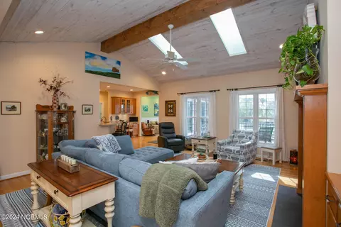 108 Devonshire Ave E, West End, NC 27376 photo 5