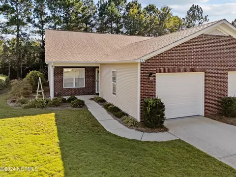 212 Wayneridge Ct, Wilmington, NC 28411