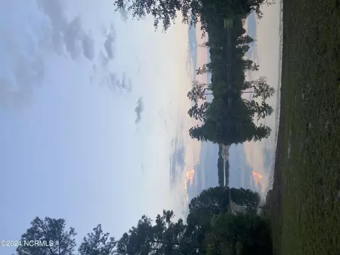 1211 Broad Creekl Rd, New Bern, NC 28560