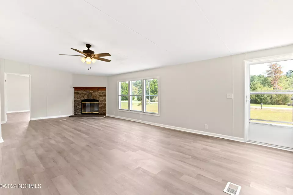  116 Elane Dr, Vanceboro, NC 28586 photo 5