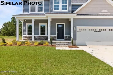 825 Cooke Dr, Hubert, NC 28539 photo 2