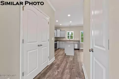 825 Cooke Dr, Hubert, NC 28539 photo 7