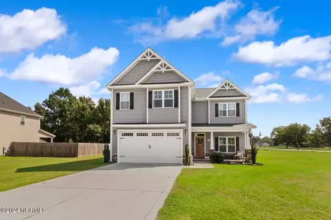 100 Abbington Pl, Pikeville, NC 27863