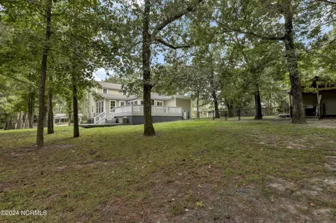 Exterior - 204 Van Riggs Rd, Hubert, NC 28539 photo 10 of 16