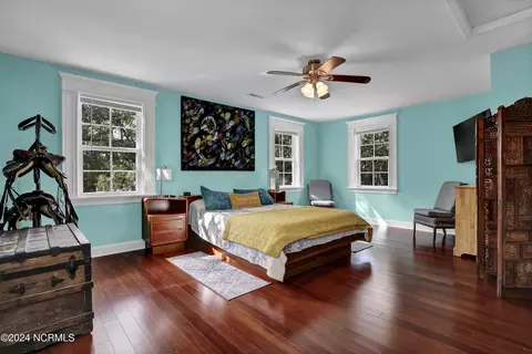 Bedroom - 204 Van Riggs Rd, Hubert, NC 28539 photo 1 of 5