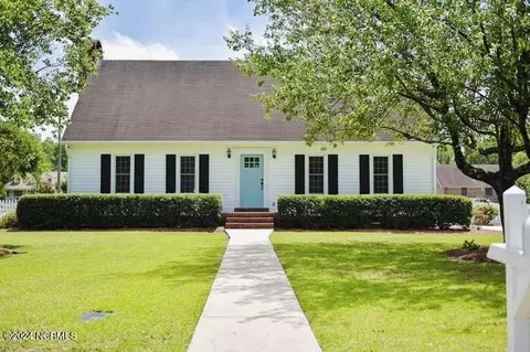 112 Tartan Rd, Lumberton, NC 28358