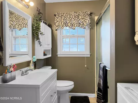 511 W Stevens St, Wallace, NC 28466 photo 13