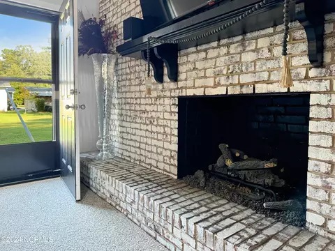 511 W Stevens St, Wallace, NC 28466 photo 9