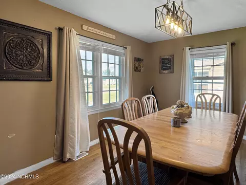 511 W Stevens St, Wallace, NC 28466 photo 10