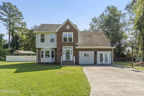 104 Middleton Pl, Jacksonville, NC 28540