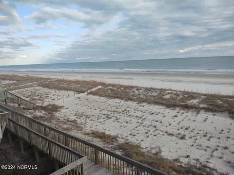 926 N Anderson Blvd #E214, Topsail Beach, NC 28445