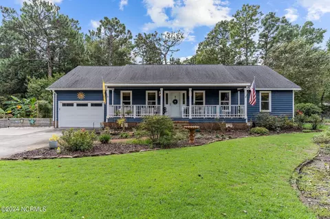 3520 Iris St, Wilmington, NC 28409