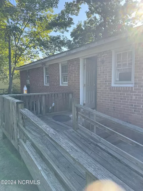 201 Nash St, Greenville, NC 27834