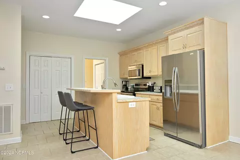 Kitchen - 27 Lochwinnock Ln, Pinehurst, NC 28374 photo 2 of 5