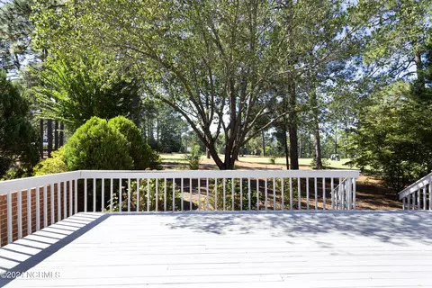 Exterior - 27 Lochwinnock Ln, Pinehurst, NC 28374 photo 5 of 12