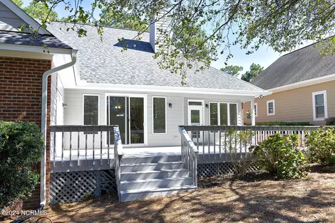 Exterior - 27 Lochwinnock Ln, Pinehurst, NC 28374 photo 6 of 12