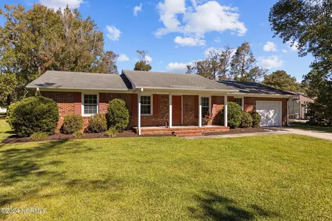 3312 Old Gate Rd, Morehead City, NC 28557