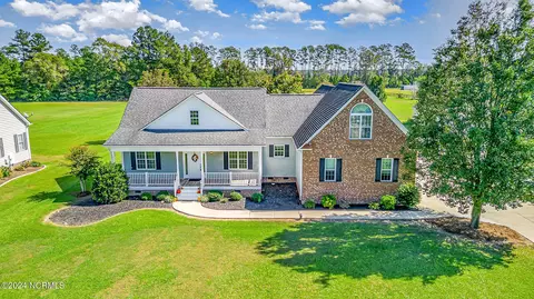 925 Gor An Farm Rd, Selma, NC 27576