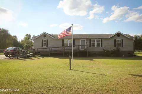 1417 Lambs Grove Rd, Elizabeth City, NC 27909