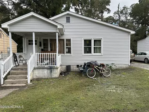 819 Dixon St, Kinston, NC 28501