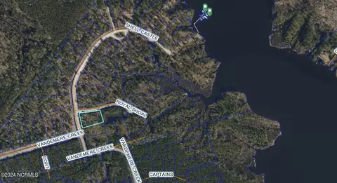 22 Royal Shoal Ln, Vandemere, NC 28587