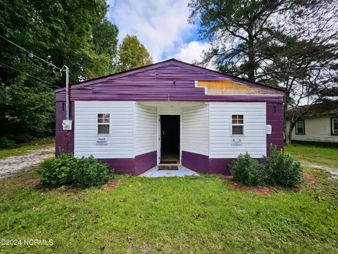 4387 East Ave, Ayden, NC 28513
