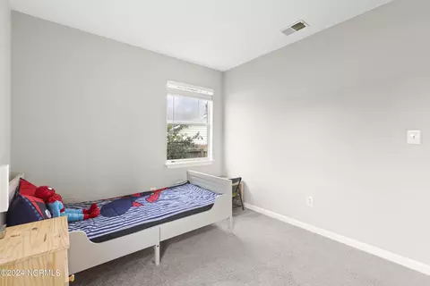 Bedroom - 212 Cinnamon Dr, Hubert, NC 28539 photo 3 of 5