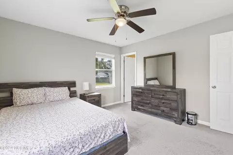Bedroom - 212 Cinnamon Dr, Hubert, NC 28539 photo 2 of 5