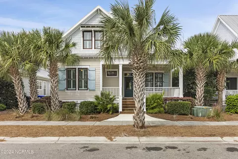 1230 Pinfish Ln, Carolina Beach, NC 28428
