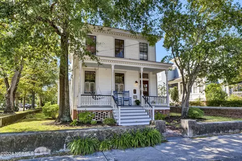422 S Front St, Wilmington, NC 28401