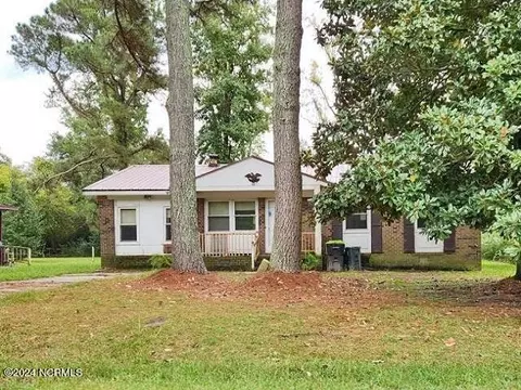 3593 Hagan St, Farmville, NC 27828
