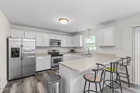 Kitchen - 202 Gillespie Dr, Hubert, NC 28539 photo 1 of 4
